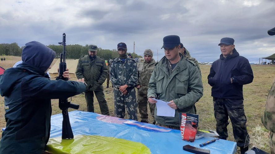 Воспитанники ветерана СОБР Росгвардии из Башкирии приняли участие в военно-патриотической эстафете в Челябинской области