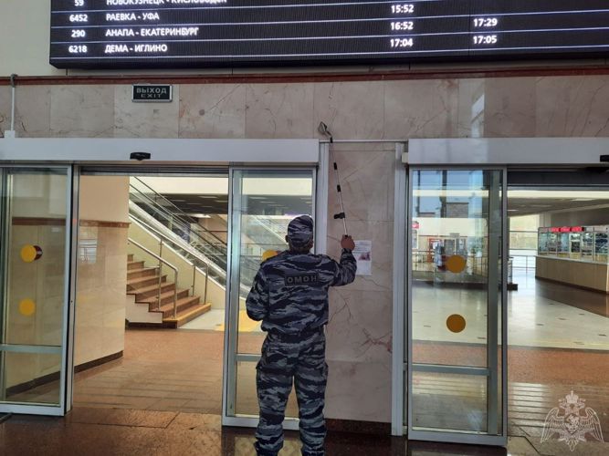 В Республике Башкортостан росгвардейцы обеспечивают охрану общественного правопорядка в период проведения единого дня голосования