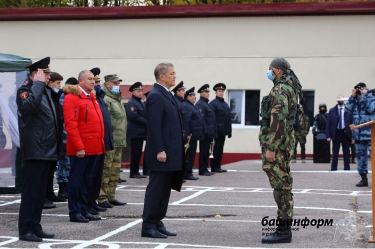 Глава Башкирии поздравил сотрудников спецподразделений с профессиональным праздником