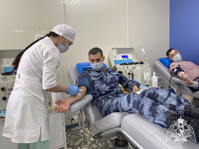 В Уфе росгвардейцы приняли участие в донорской акции «От сердца к сердцу»