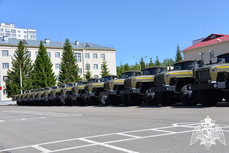Руководство Республики Башкортостан передало технику бойцам батальона им. Салавата Юлаева