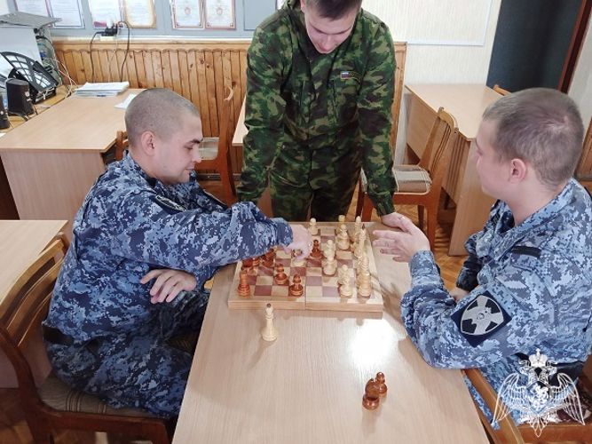 Росгвардейцы из Башкирии сразились в шахматном турнире