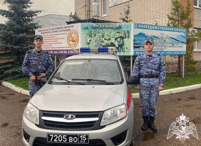 Благодаря действиям сотрудников Росгвардии удалось ликвидировать возгорание в Мелеузе