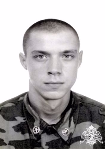 14 ноября в 2006 году погиб при исполнении воинского долга военнослужащий уфимского отряда спецназа "Булат" младший сержант Василий Коломак