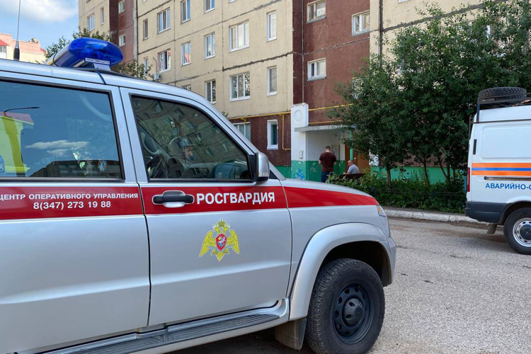 Росгвардейцы Башкортостана круглосуточно обеспечивают сохранность имущества граждан, пострадавших в результате хлопка бытового газа в городе Стерлитамак 
