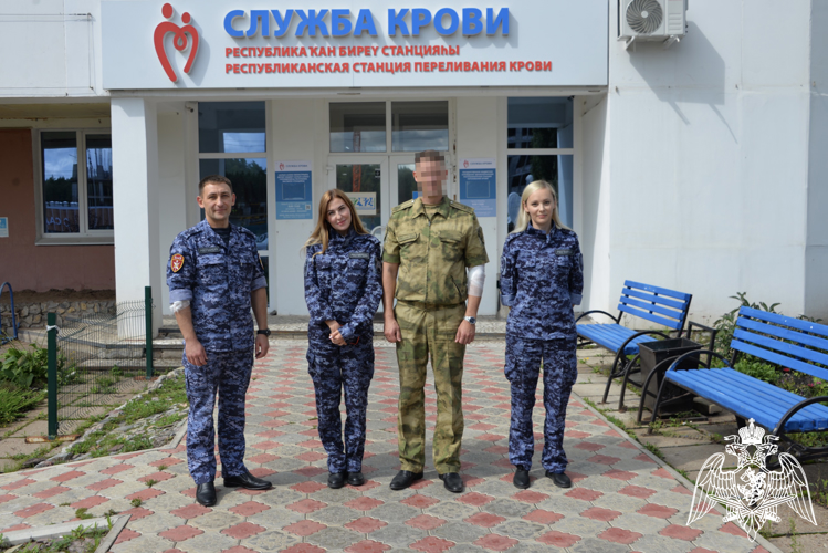 Всероссийскую акцию по сдаче донорской крови «От сердца к сердцу» поддержали росгвардейцы из Республики Башкортостан