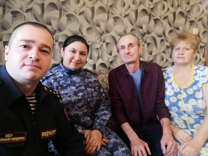 Росгвардейцы Башкортостана навестили семью Покатаева А.В., погибшего при исполнении служебного долга