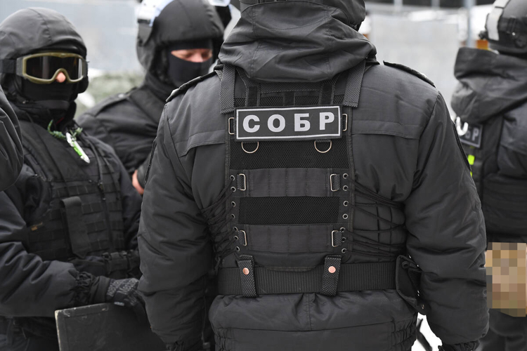 При силовой поддержке сотрудников Росгвардии Башкортостана была задержана преступная группа, вымогавшей деньги у подростков