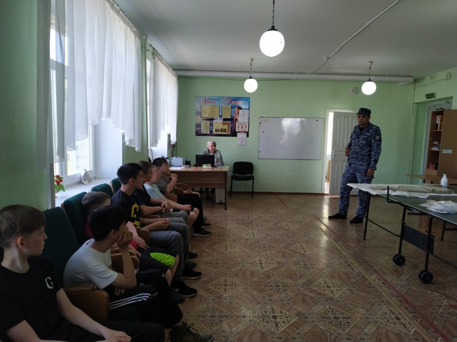 В Башкирии росгвардейцы провели Урок мужества