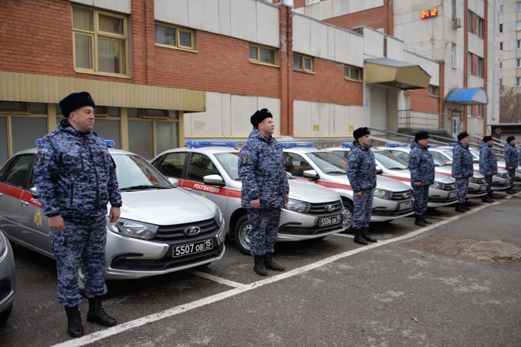 Подразделения вневедомственной охраны Росгвардии в Уфе получили новые служебные автомобили  