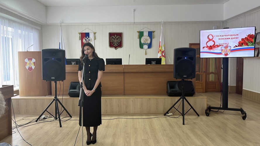 В Башкортостане женский коллектив Росгвардии поздравили с Международным женским днем