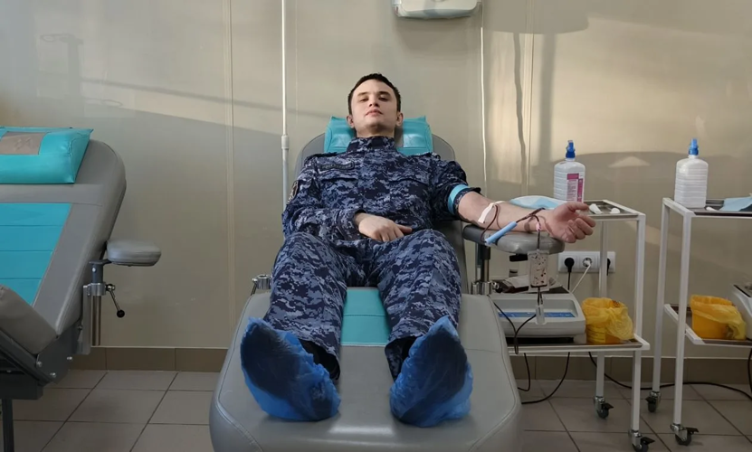 В Белорецке сотрудники Росгвардии приняли участие в донорской акции «От сердца к сердцу»