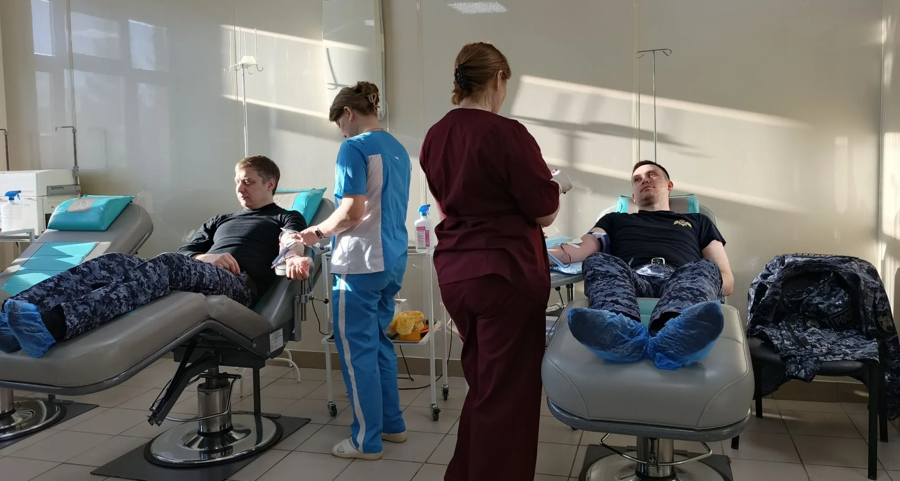 В Белорецке сотрудники Росгвардии приняли участие в донорской акции «От сердца к сердцу»