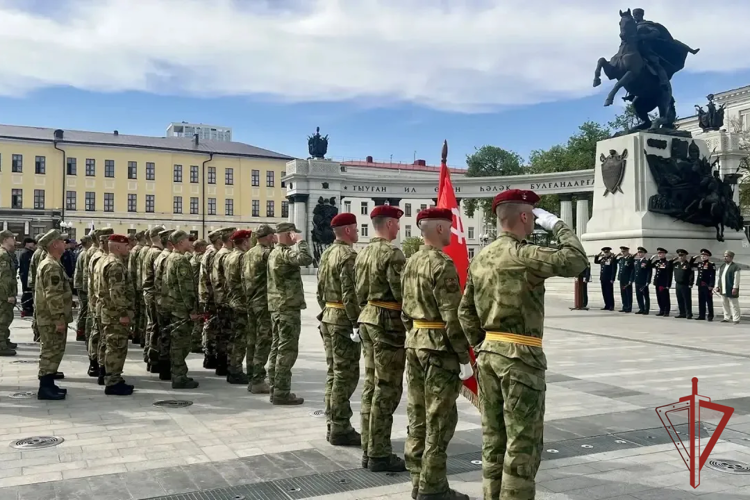 В Уфе состоялось торжественное мероприятие росгвардии в честь 81-й годовщины победы