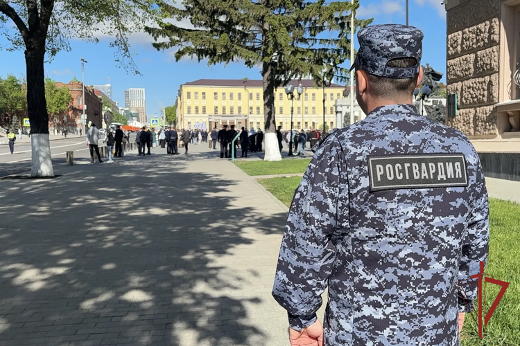 В Башкирии росгвардейцы обеспечили безопасность граждан в День Победы
