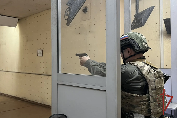 Сотрудники спецподразделений Росгвардии в Башкортостане сдали испытания на право ношения геральдического знака II степени