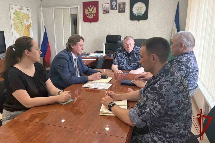 В Управлении Росгвардии по Республике Башкортостан обсудили вопросы передачи оружия для борьбы с БПЛА