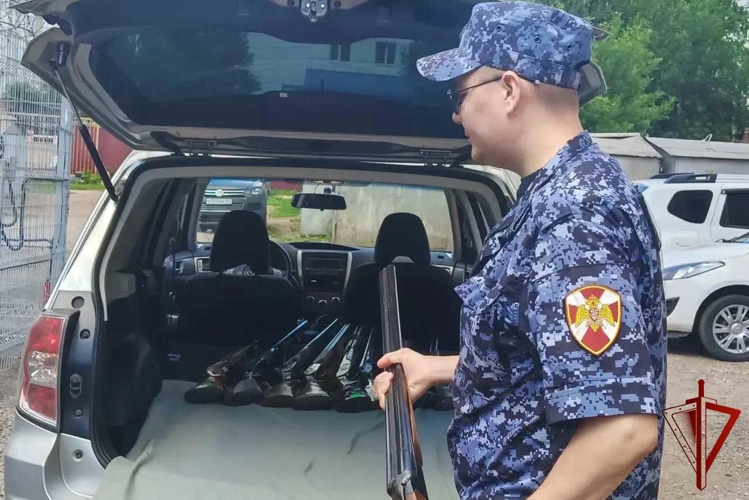Охотники Башкирии передали свои ружья в Росгвардию для нужд СВО