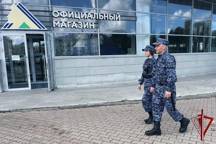 Сотрудники Росгвардии обеспечили правопорядок в ходе ключевых мероприятий первой недели июля в Уфе