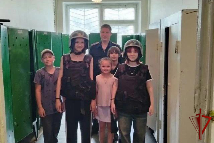 В Башкирии школьников пригласили на интерактивную экскурсию в Росгвардию