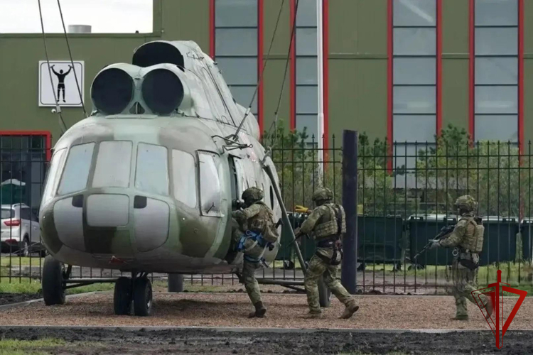 Росгвардейцы Башкортостана обеспечили правопорядок и выступили на празднике в честь Дня ВДВ